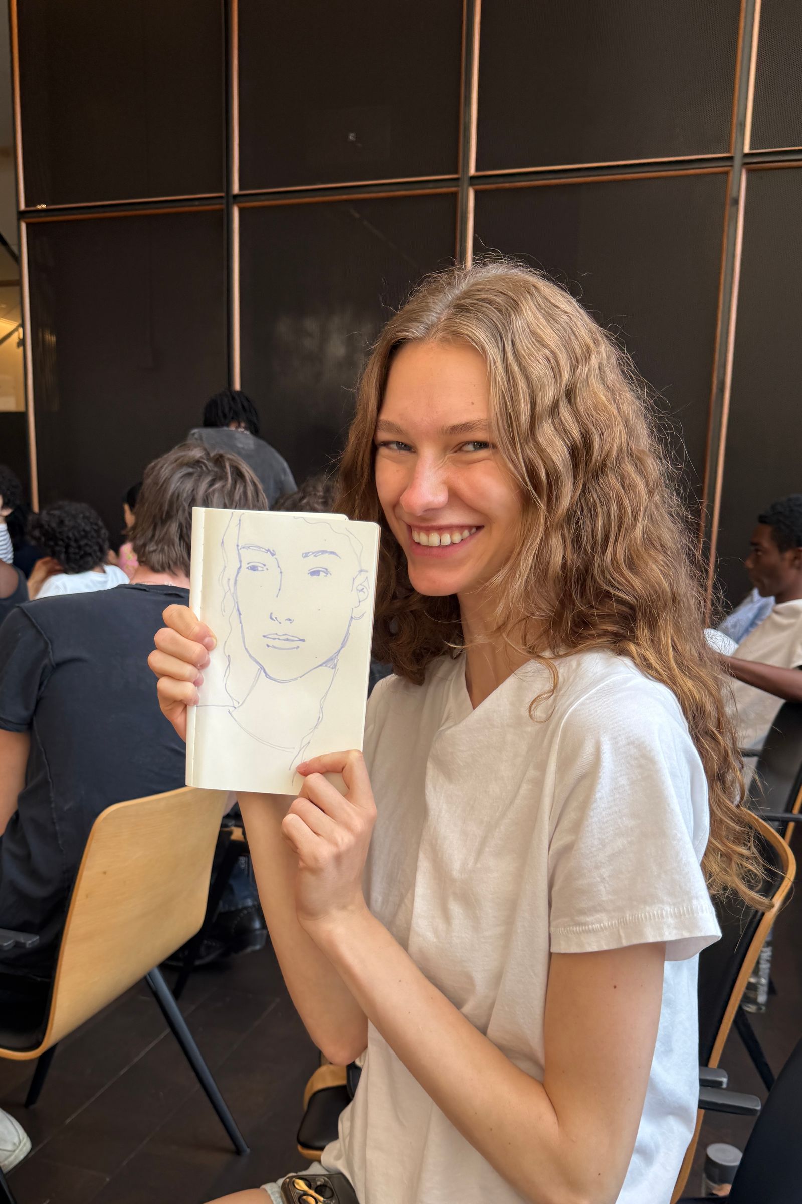 Luna also draws her fellow models at castings.
